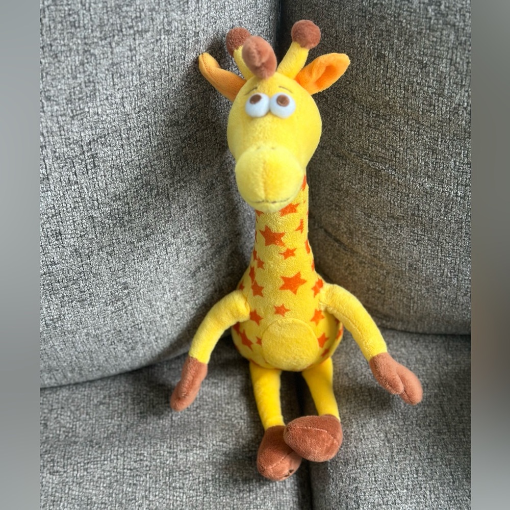 Tous R Us Geoffrey * New